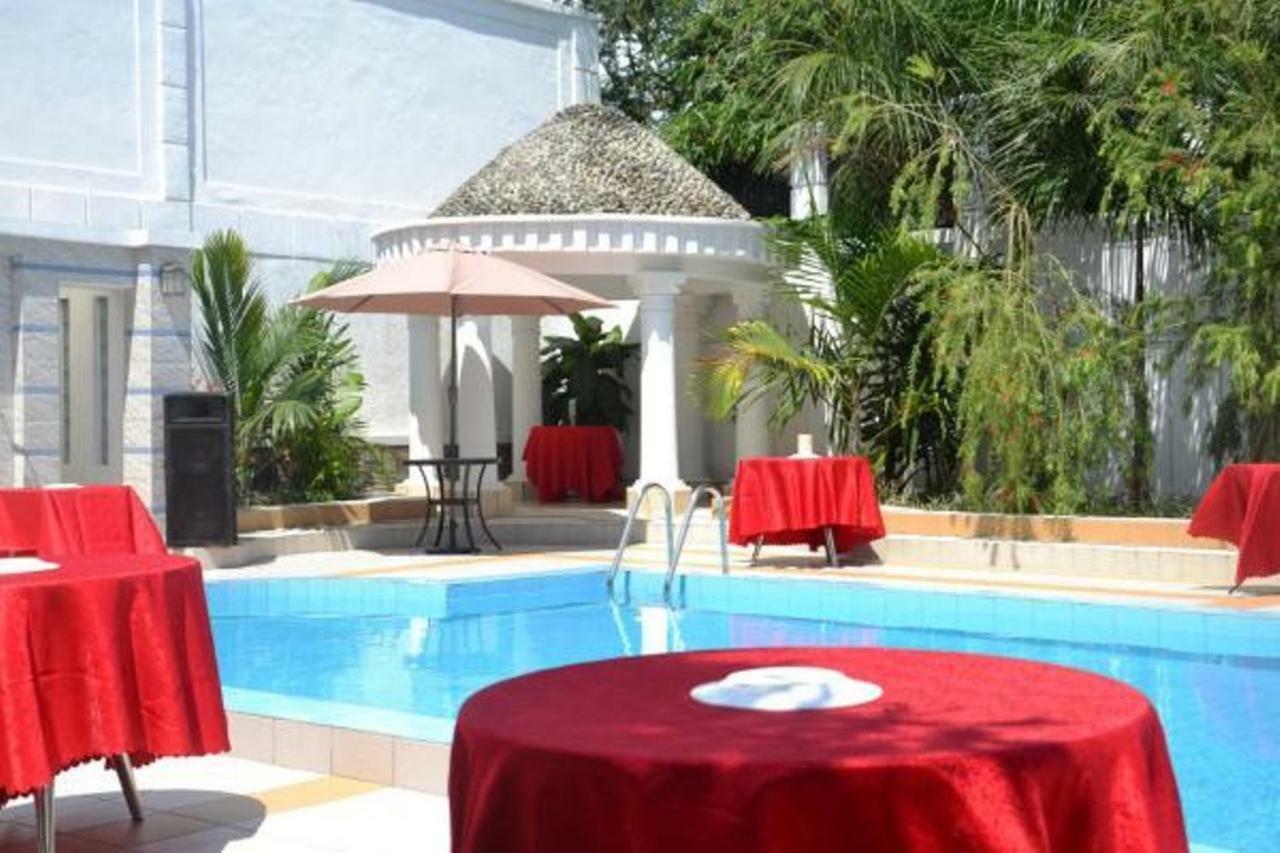 Hotel Kangaroo Bujumbura Exterior photo